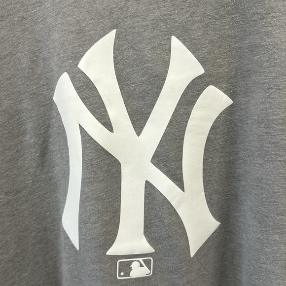 New York Yankees tank top - Picture 3 of 3